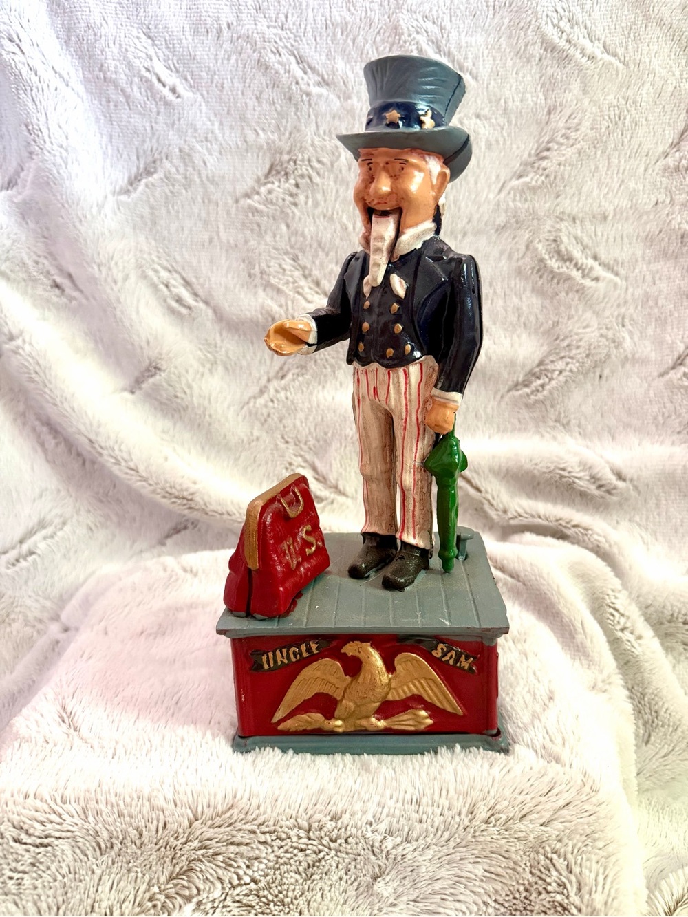 Vintage Cast Iron Uncle Sam Mechanical Coin Bank